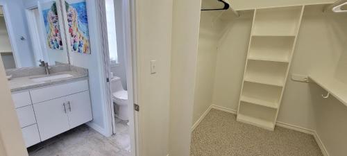Chris Beach Pool Townhome Home