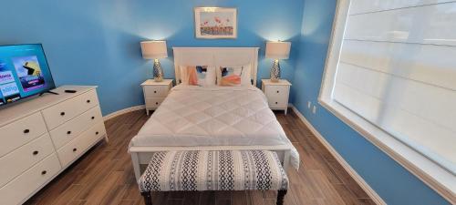Chris Beach Pool Townhome Home