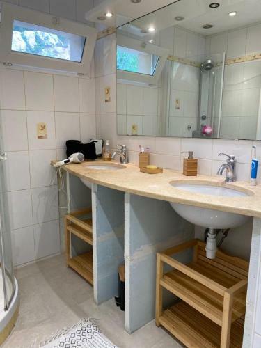 Villa 115 M2 Avec Piscine Proche Plage - 15 Min