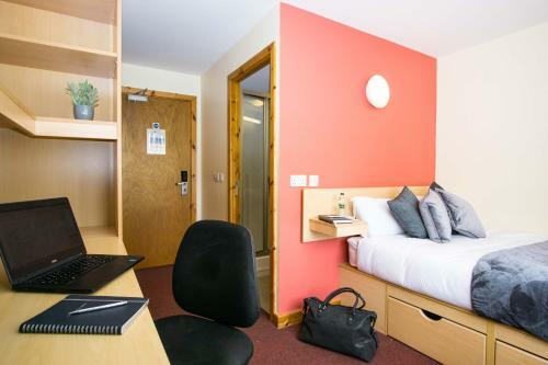 Aparthotel Cappavilla Village , University Of Limerick (summer Accommodation)