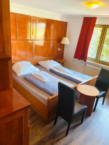 Hostal Heiligenr�der Pension