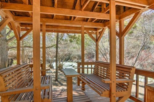 Hatch Retreat With Deck, Grill And Creek Access!