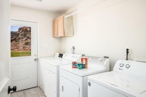 Red Canyon Home, 4bd4ba, Mountain