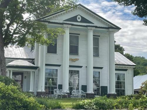 Bed & Breakfast The Mcindoe Falls Inn