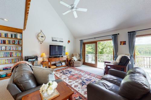 Willoughby Lake House