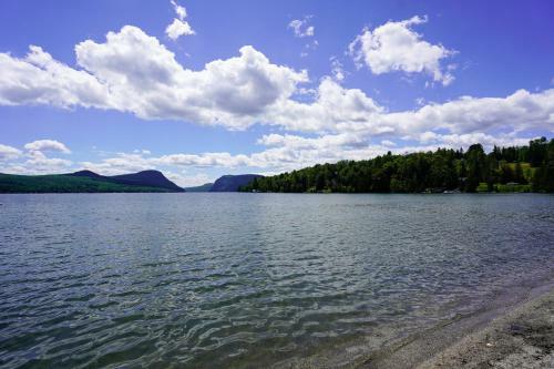 Willoughby Lake House