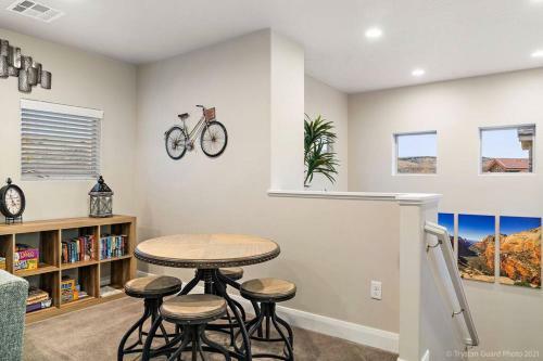 Trailhead - Private Home/hot Tub - Fully Loaded!!!