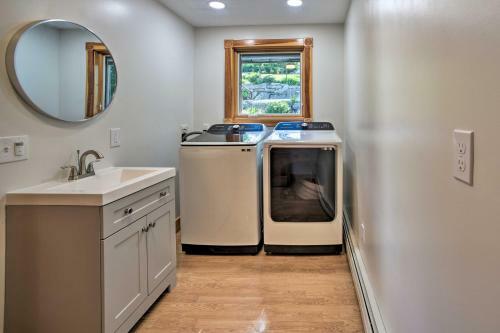 Spacious Wells Oasis With Decks On Little Lake!