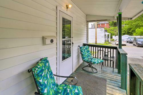 Pet-friendly Bluefield Apartment With Porch!