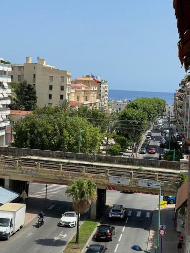 Apartamento Logement Tout �quip�e Menton Centre 500 M Des Plages