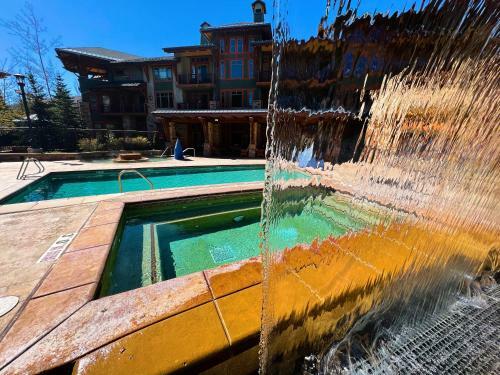 Hotel Classic Canyons Combo