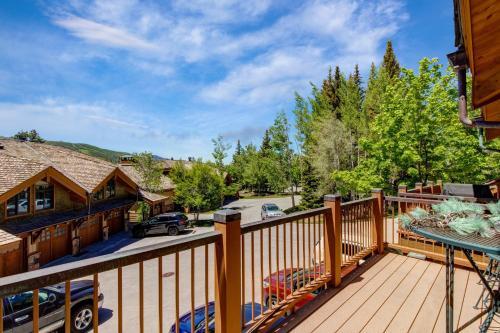 Little Belles Mountain Retreat