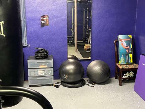Apartamento Spacious 1 Bedroom Home Away From Home!