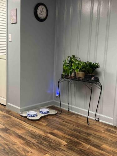 Apartamento Spacious 1 Bedroom Home Away From Home!