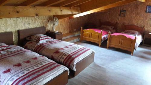Les G�tes De Laures