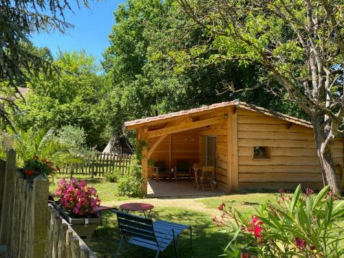 Bed & Breakfast La Ferme De Sirguet - Cabane Jardin & Spa