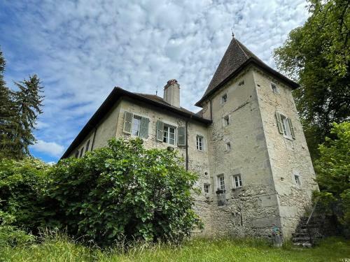Hostal Domaine Du Tr�s-haut