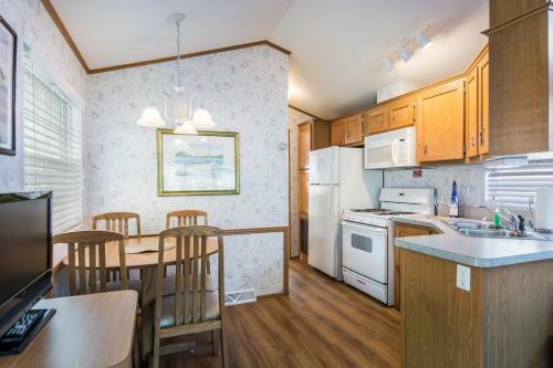 Bethpage One-bedroom Cottage 1