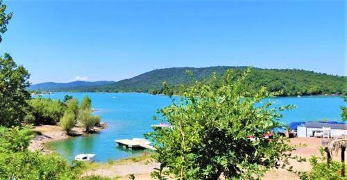 Bergerie Pr�s Du Lac De St Cassien
