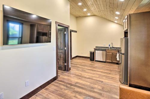 Cozy Buckley Apartment With Mount Rainer View!