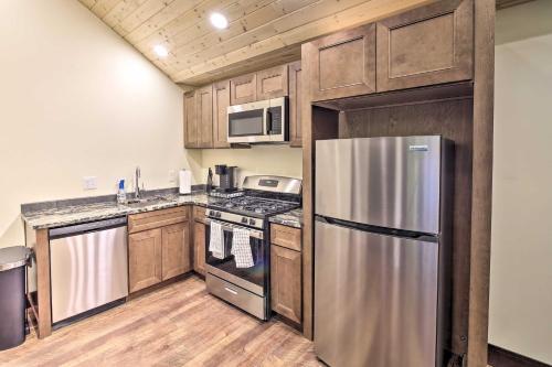 Cozy Buckley Apartment With Mount Rainer View!