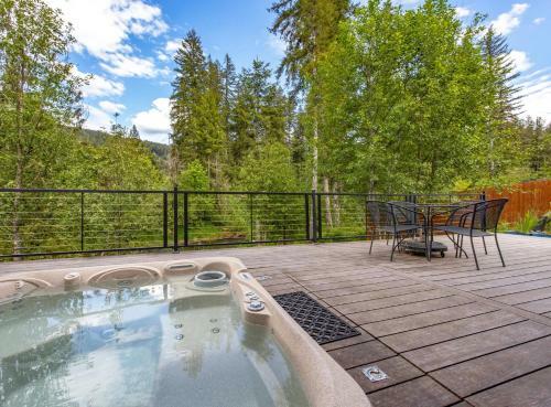 River House Retreat Home