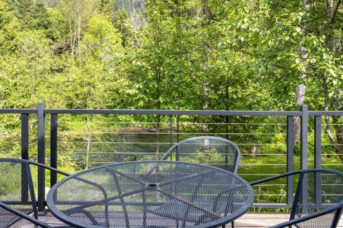 River House Retreat Home