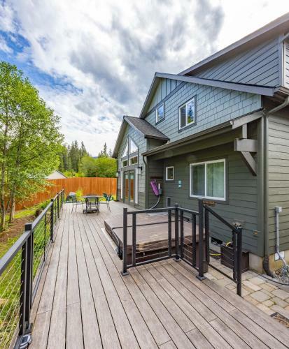 River House Retreat Home
