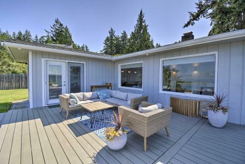 Villa Chic Hansville Getaway Near Beach And Trail!