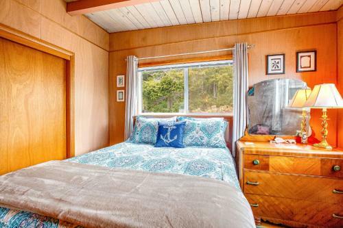 Hood Canal Hideaway