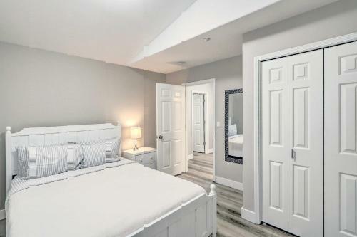 Spacious Kent Home Great For Large Families!