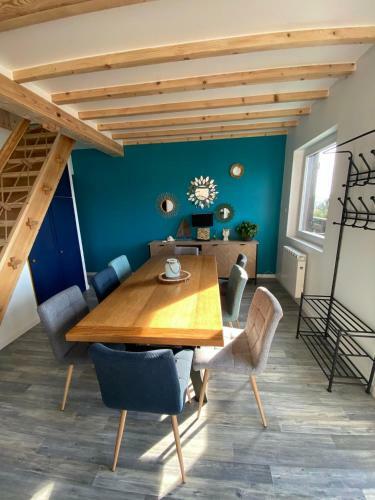 Chalet Charmant R�nov� Au Bord Du Lac St Point