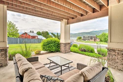 Community Waterfront Home Private Dock And Boat Slip!
