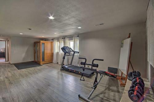 Expansive Pasco Escape With Sauna Pets Welcome