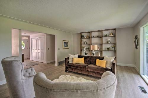 Expansive Pasco Escape With Sauna Pets Welcome