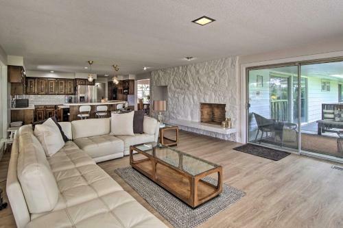 Expansive Pasco Escape With Sauna Pets Welcome