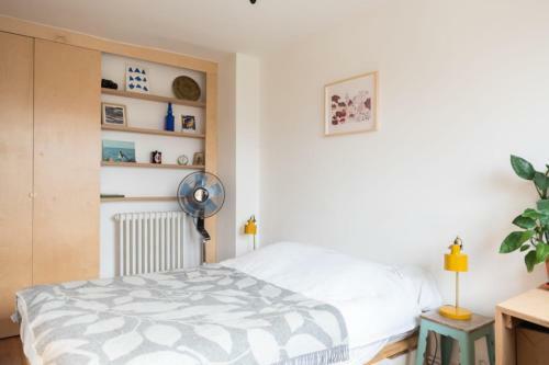 Charming And Bright Apartment Close To Paris