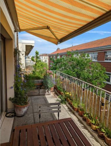 Apartamento Superb Appt With Terrace Located In Montreuil