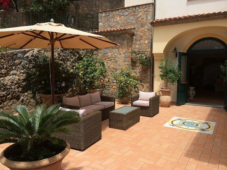 Hotel Villa Delle Meraviglie