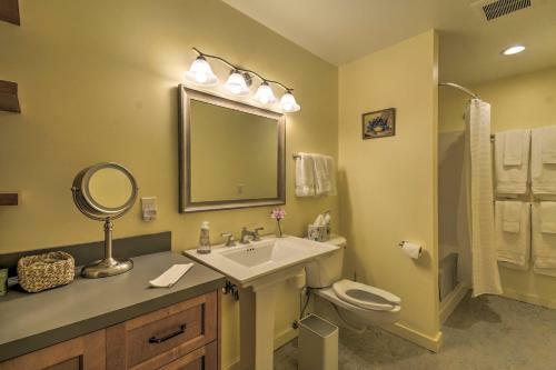 Historic, Victorian Villa With Park On-site
