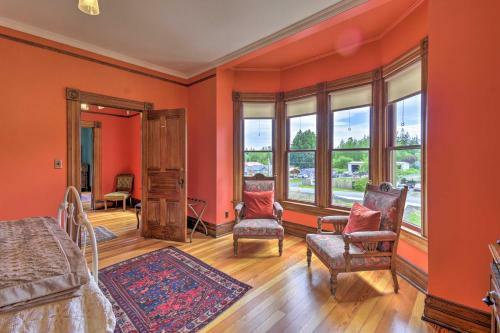 Historic, Victorian Villa With Park On-site