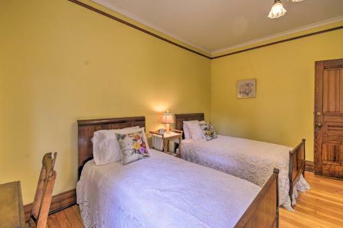 Historic, Victorian Villa With Park On-site