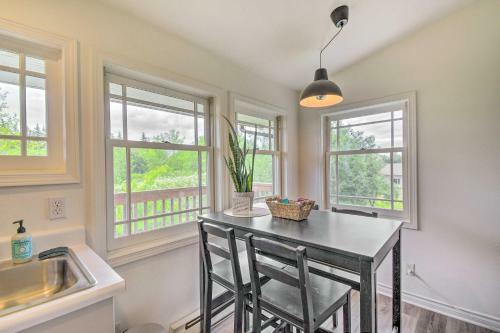Pet-friendly Vashon Unit, Ferry To Seattle!