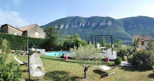 Hostal Lesoleilo