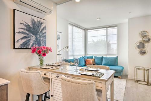 Sleek Townhome In Ballard With Rooftop Deck!