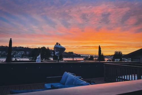 Lake Union Skyline