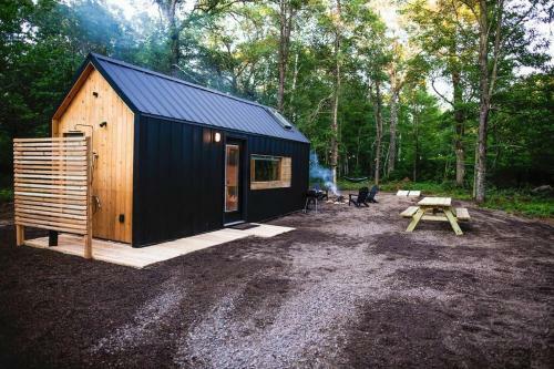 Villa Modern Tiny Home In The Woods