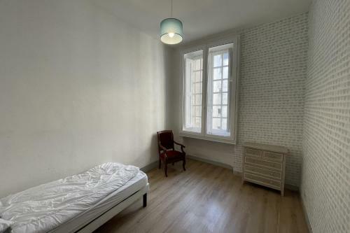Very Spacious Apartment In The Heart Of Downtown