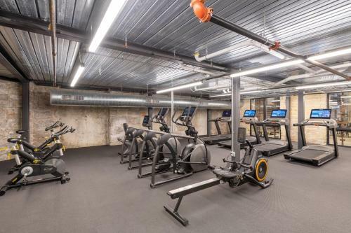 Apartamento Flexhome 2-story Townhome M7 - Fiservgymparking