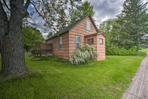 Sunny Superior Home - Swim, Hike, And Explore!